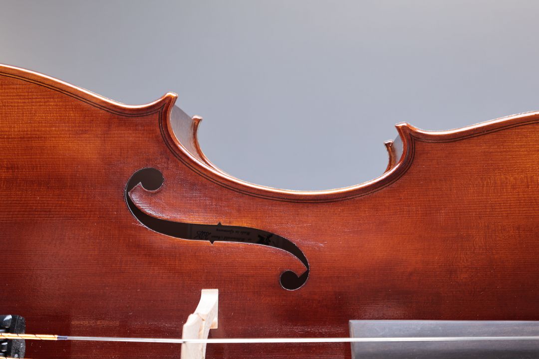 Leonhardt Rainer W. - Mittenwald Anno 2025 - Die dunkle Wolke - 3/4 Cello - C-029k